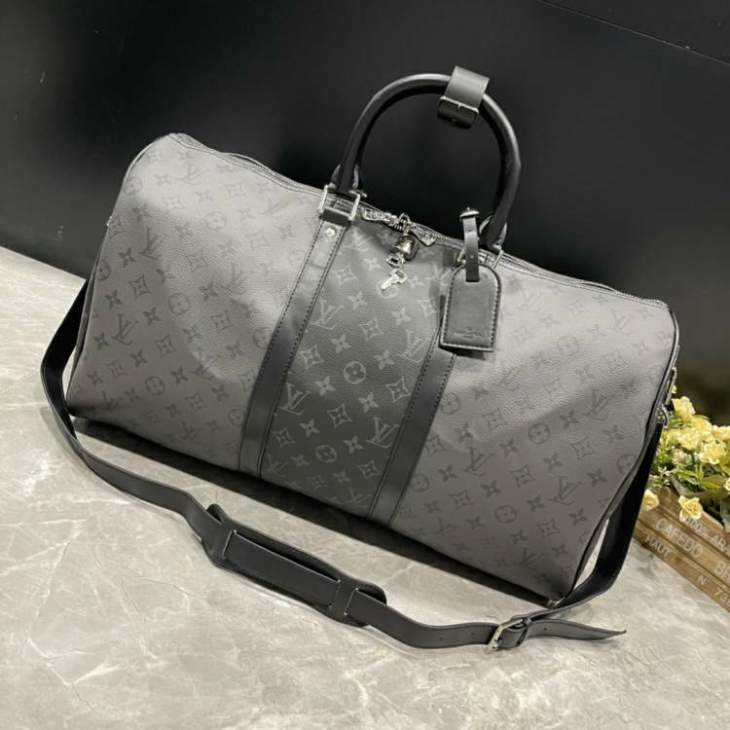 Picture of Louis Vuitton Mens Bags _SKUfw157370604fw